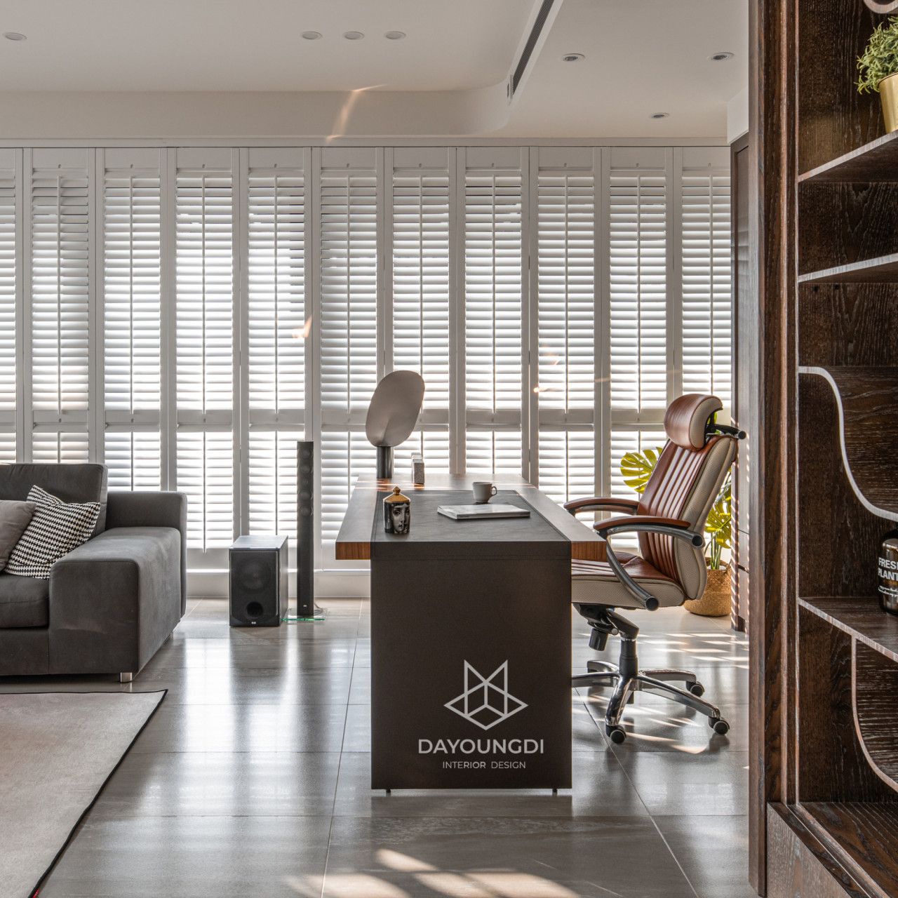 Interiors 08